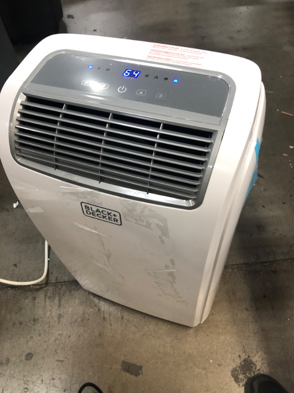 Photo 3 of TESTED BLOWS COLD AC*
BLACK+DECKER BPACT10WT AC with Remote Control Portable Air Conditioner, 10,000 BTU, White
