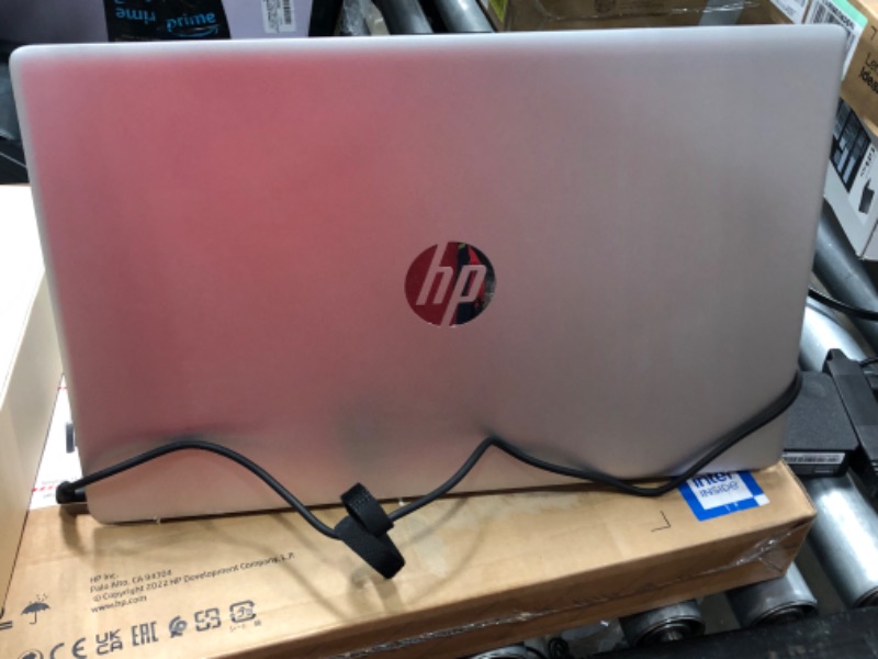 Photo 4 of HP - 17.3" Laptop - Intel Core i5 - 8GB Memory - 256GB SSD
