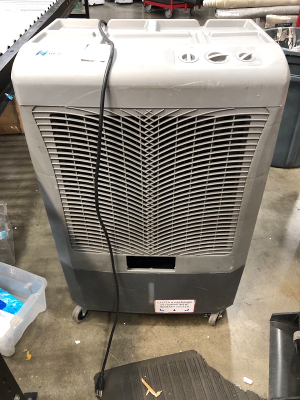 Photo 2 of HESSAIRE MC37M Indoor or Outdoor Portable Oscillating Evaporative Swamp Air Cooler for 950 Square Feet of Space with Water Reservoir
