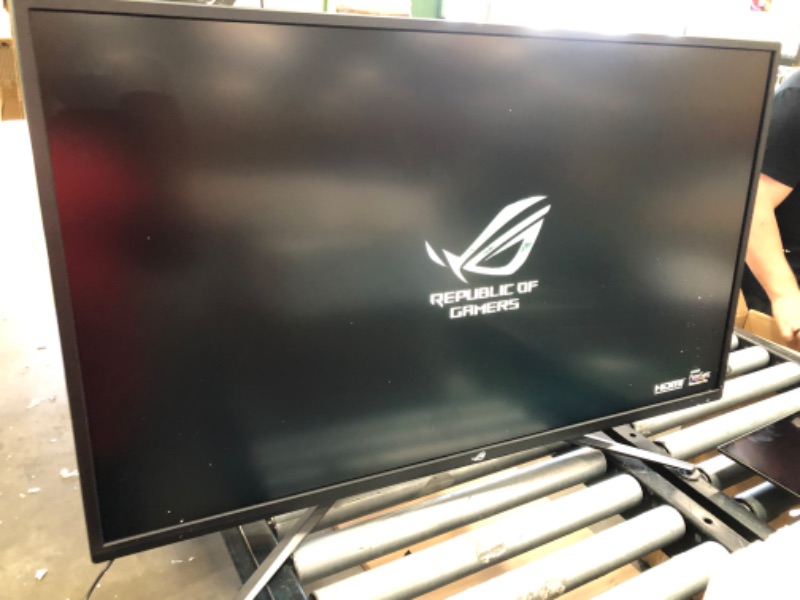 Photo 4 of ASUS ROG Strix 43” 4K HDR DSC Gaming Monitor (XG43UQ) - UHD (3840 x 2160), 144Hz, 1ms, HDMI 2.1, Extreme Low Motion Blur Sync, FreeSync™ Premium Pro, DisplayHDR1000, DCI-P3 90%, DisplayPort, USB
