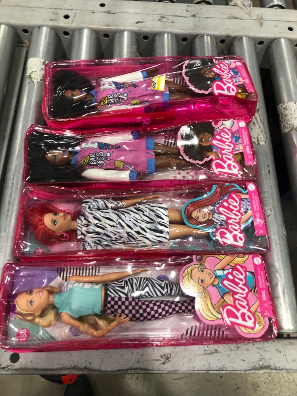 Photo 1 of 4-pack
BARBIE BUNDLE SET