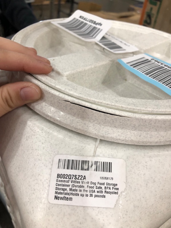 Photo 1 of Gamma2 Vittles Vault Plus Pet Food Storage, 35-lb