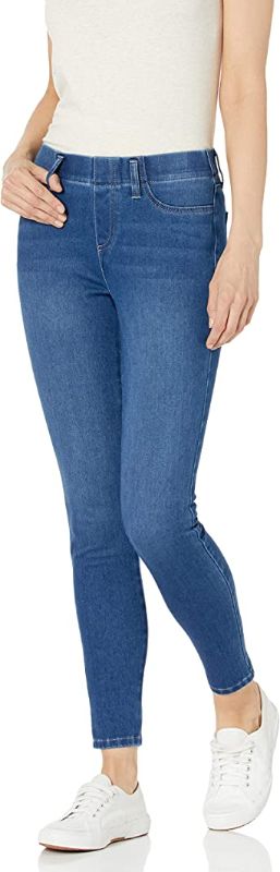 Photo 1 of Amazon Essentials Women's Pull-On Knit Jegging SMALL REGULAR
