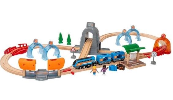 Photo 1 of Brio WORLD 33972 Smart Tech Sound Travel Set with Tunnels
