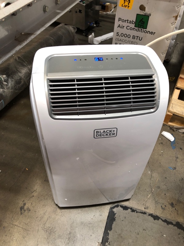 Photo 3 of BLACK+DECKER BPT05WTBA Portable Air Conditioner 5 000 BTU SACC/CEC (8 500 BTU ASHRAE) White
