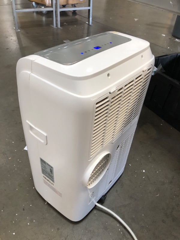 Photo 4 of USED: BLACK+DECKER 14,000 BTU Portable Air Conditioner with Heat and Remote Control, White 17.1"D x 28.1"W x 13.8"H

