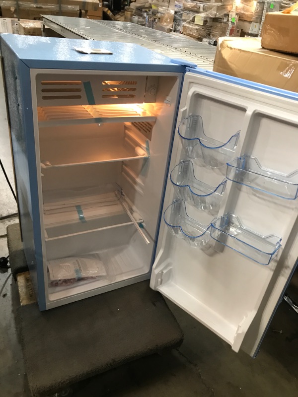 Photo 4 of (DENTED) Frigidaire 3.2 Cu Ft Retro Mini Fridge With Side Bottle Opener EFR376, Blue