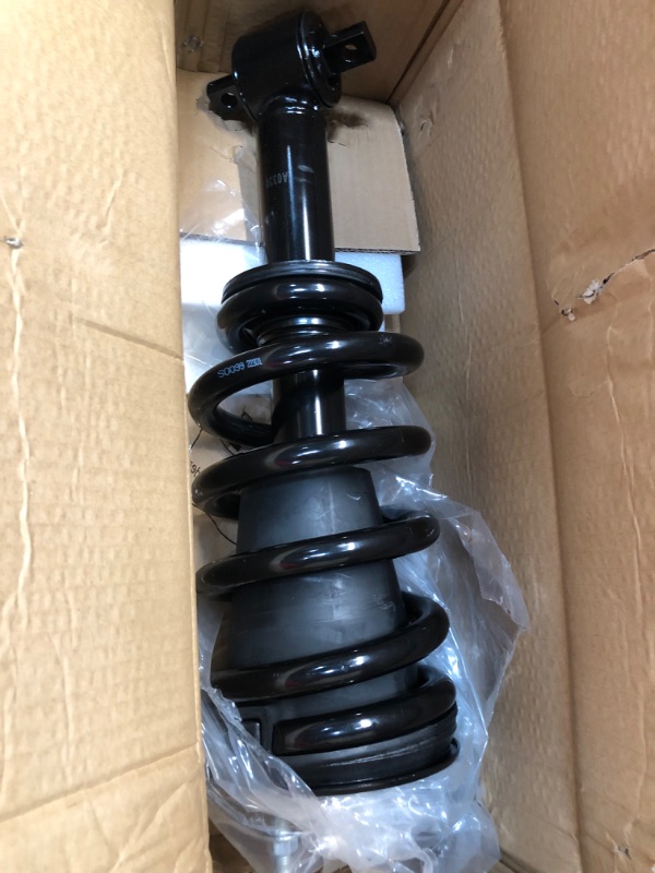 Photo 2 of 2007-2017 Unity Part # 61590C Front Strut Assembly Cadi Escalade NO ELECTRONICS(2)
