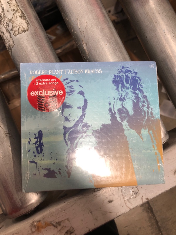 Photo 2 of Robert Plant & Alison Krauss - Raise the Roof (Target Exclusive, CD)
