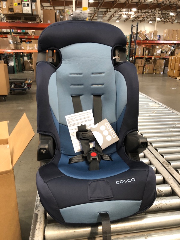 Photo 1 of Cosco Finale DX 2 in 1 Booster Car Seat Sport Blue