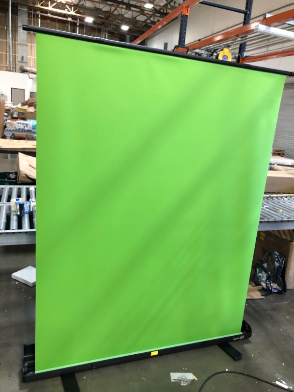 Photo 2 of Elgato Green Screen Background - Chroma Key - Chromagreen (ONE LATCH BROKEN OTHERWISE IN GOOD CONDITION)
64.7 inches WIDE 