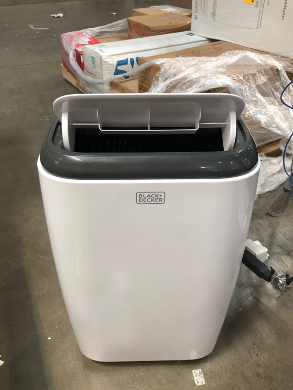 Photo 2 of Black & Decker 10,000 Btu Sacc or 14,000 Btu Ashrae 128 Portable Air Conditioner
