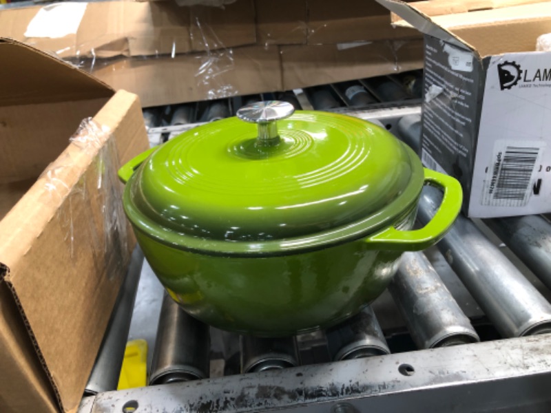 Photo 2 of 7qt ENAMELED CAST IRON DUTCH OVEN POT