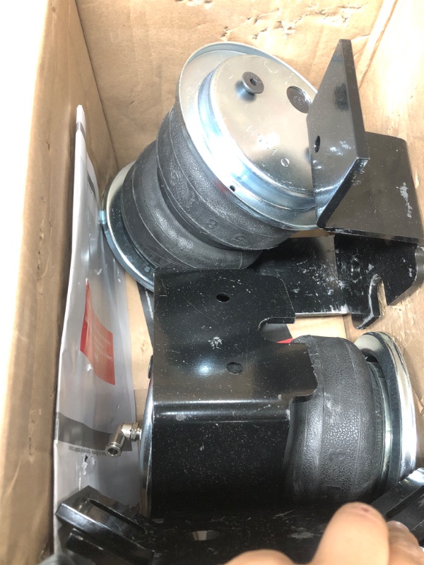 Photo 1 of Air Lift 57204 LoadLifter 5000 Air Suspension Kit