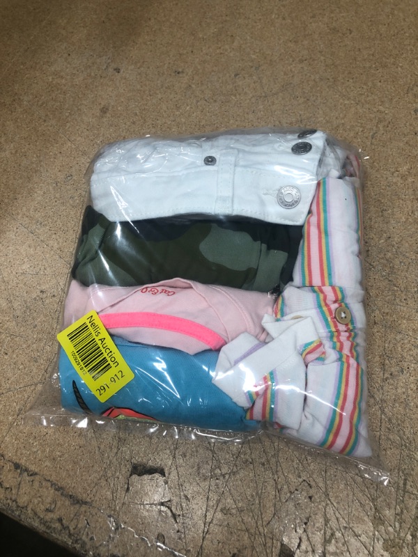 Photo 1 of GIRLS CLOTHING BUNDLE Size Med (7-8), Five Pieces, Shorts Leggings Shirts; New, One Shirt Water-Damaged ***AS IS NO RETURNS*** 