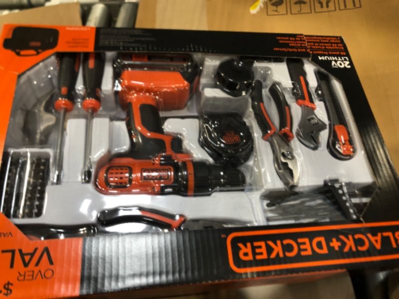Photo 2 of ***DRILL DOES NOT WORK*** BLACK+DECKER 68-piece 20-volt Drill Project Kit