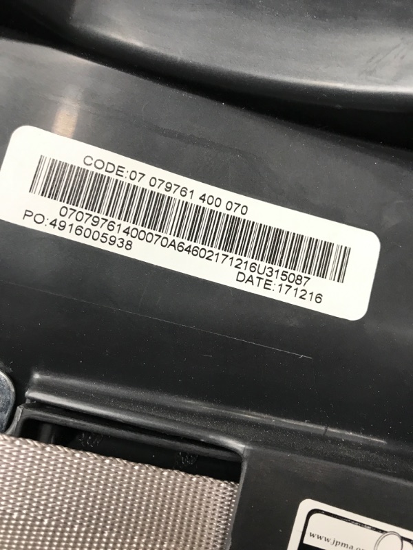 Photo 1 of Chicco KeyFit 30 Infant Car Seat and Base | Rear-Facing Seat for Infants 4-30 lbs.| Infant Head and Body Support | Compatible with Chicco Strollers | Baby Travel Gear

