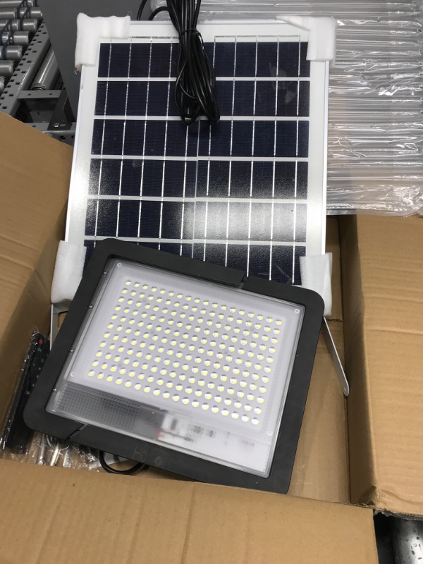 Photo 2 of 300W LED Solar Flood Lights,24000Lumens Street Flood Light Outdoor IP67 Waterproof with Remote Control Security Lighting for Yard, Garden, Gutter, Swimming Pool, Pathway, Basketball Court, Arena
