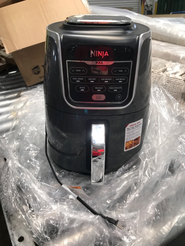 Photo 2 of (PARTS ONLY)Ninja AF161 Max XL Air Fryer that Cooks, Crisps, Roasts, Bakes, Reheats and Dehydrates, with 5.5 Quart Capacity, and a High Gloss Finish, Grey
