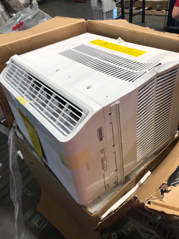 Photo 2 of ***PARTS ONLY*** Air Conditioners for Window, Quiet 8000 BTU Window AC Unit with 4 Fan Speeds 5 Modes 24-Hour On/Off Timer,Remote Control Portable and Easy to Set up AC Cooler for Rooms up to 350 sq. ft.
