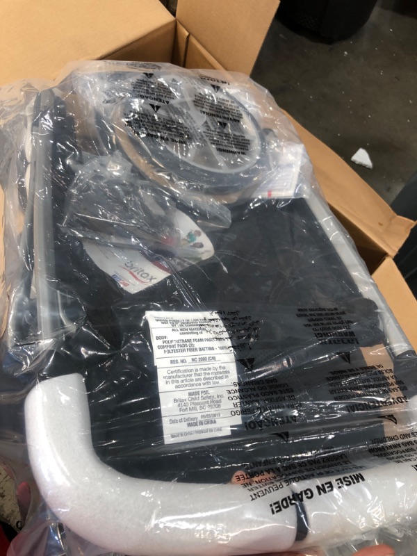 Photo 1 of Britax B-Lively and B-Safe Gen2 Travel System, Eclipse Black SafeWash
