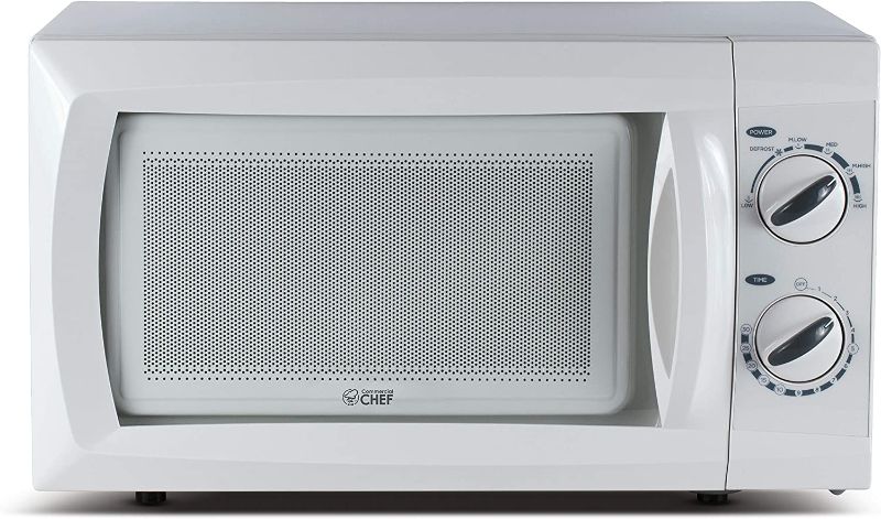 Photo 1 of Commercial Chef CHM660 Counter Top Microwave, 0.6 Cubic Feet
