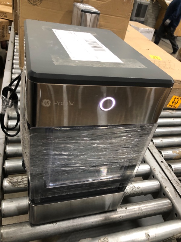 Photo 2 of ***PARTS ONLY*** TESTED POWERS ON**
GE Profile Opal | Countertop Nugget Ice Maker with Side Tank | Portable Ice Machine Makes up to 24 lbs. of Ice Per Day | Stainless Steel Finish
