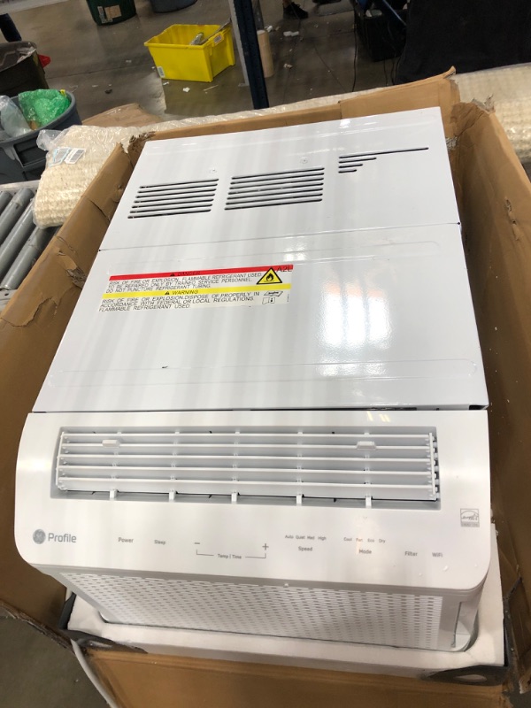 Photo 5 of USED: GE Profile - Clearview 250 Sq. Ft. 6,100 BTU Smart Ultra Quiet Window Air Conditioner with Wifi and Remote - White
