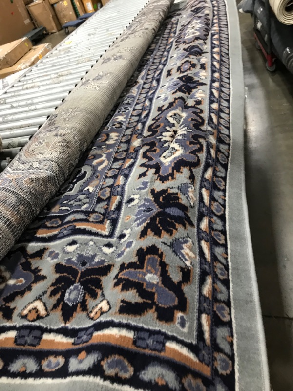 Photo 1 of 769924039960 7 Ft. 8 in. X 10 Ft. 7 in. Premium Sakarya Area Border Rug - Silver
