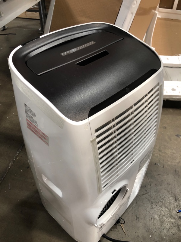 Photo 3 of De'Longhi 14000 BTU Portable Air Conditioner, Dehumidifier & Fan + Cool Surround Remote w/Built-in Temperature Control Sensor & Quiet Mode, 700 sq ft, XLarge Room, Pinguino 8600 BTU (DOE), White
