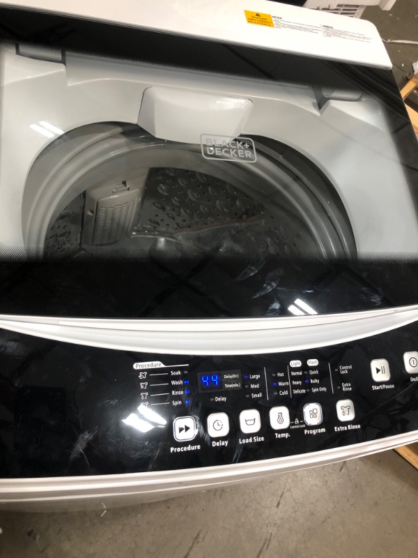 Photo 3 of Black & Decker 2.0' Cubic Portable Washer
