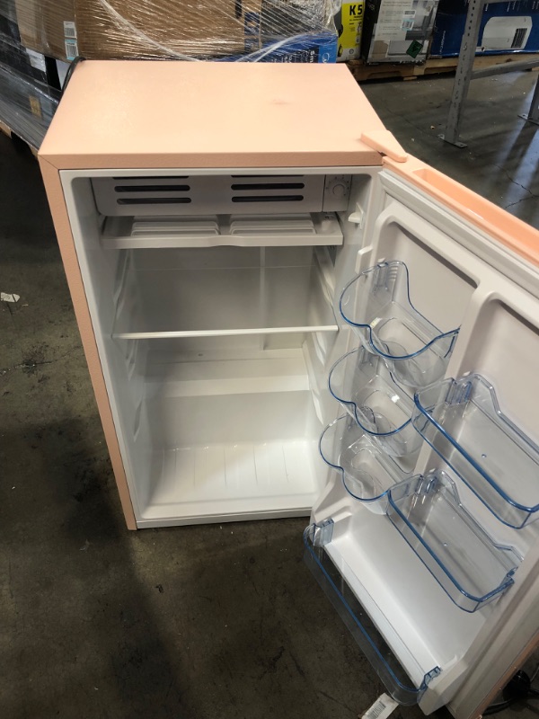 Photo 6 of Frigidaire 3.2 Cu Ft Retro Compact Refrigerator with Side Bottle Opener EFR376 Coral
