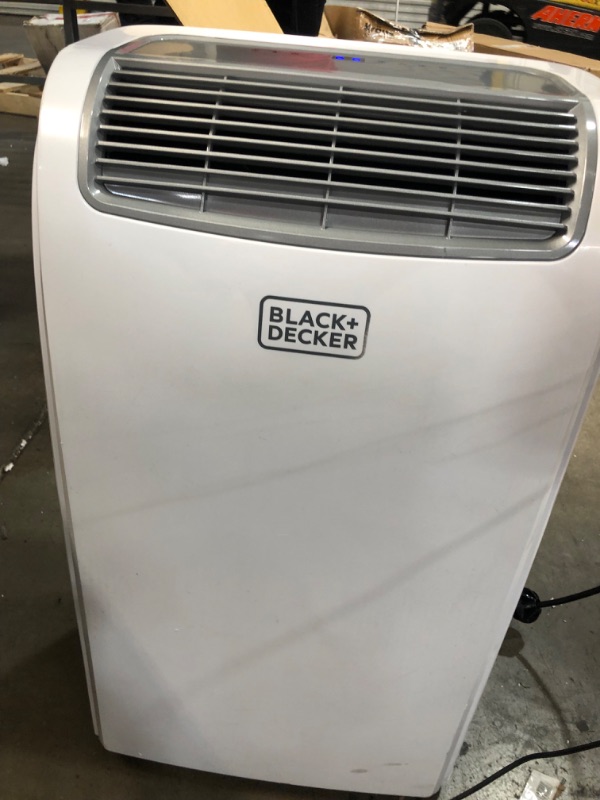 Photo 4 of Black & Decker 8,000 BTU/4,000 BTU (DOE) Portable Air Conditioner with Remote Control, White
