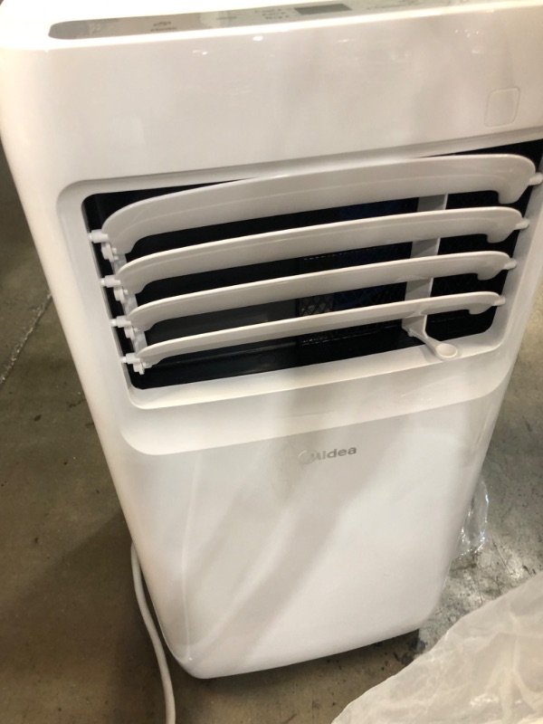 Photo 3 of Midea MAP08R1CWT 8,000 BTU 115V Portable AC
