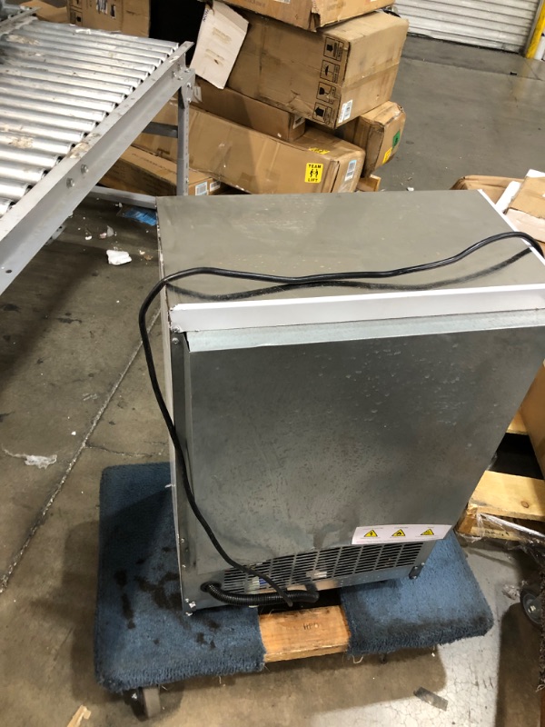 Photo 8 of **Parts Only** Non Functional**VEVOR 110V Commercial Ice Maker 110 LBS in 24 Hrs with Water Drain Pump 33LBS Storage Stainless Steel Commercial Ice Machine 4x9 Ice Tray LCD Control Auto Clean for Bar Home Supermarkets
