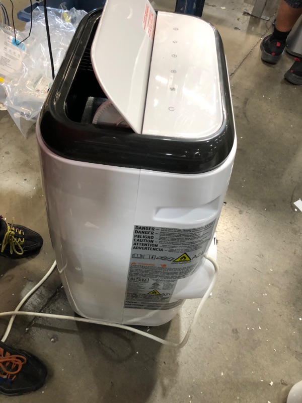 Photo 3 of **Parts Only***DOES NOT BLOW AIR* Black+decker 8,000 BTU Portable Air Conditioner with Remote Control, White