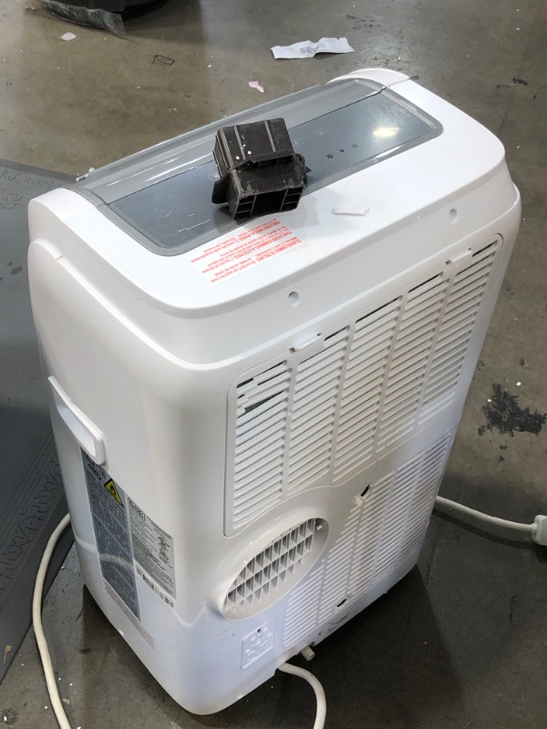 Photo 5 of USED: BLACK+DECKER 12,500 BTU Portable Air Conditioner with Remote Control, White 17.3"D x 28.2"W x 14"H

