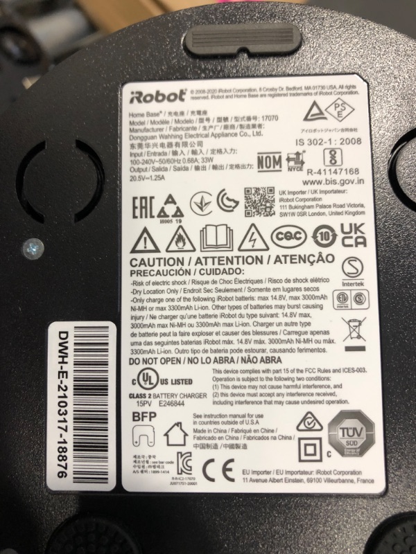 Photo 4 of *INCOMPLETE* iRobot Roomba 694 Robot Vacuum-Wi-Fi Connectivity, Personalized Cleaning Recommendations, Works with Alexa, Good for Pet Hair, Carpets, Hard Floors, Self-Charging, Roomba 694
