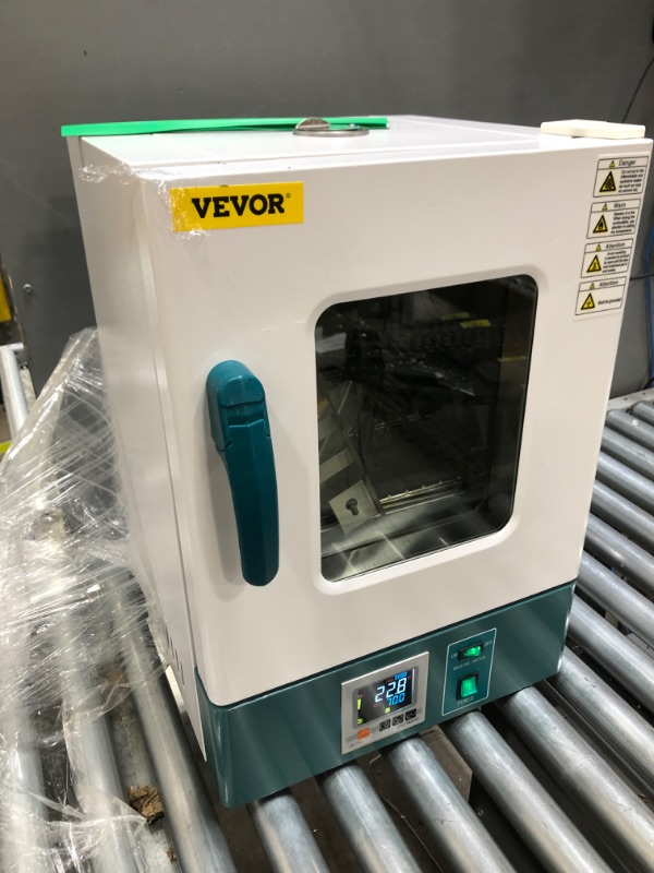 Photo 1 of VEVOR Lab Incubator 20L Bacteria Incubator RT-65? Scientific Digital Incubator PID Temperature Control Microbiological Laboratory Incubator for Bacterial Culture Seed Germination Medical Science (TESTED AND FUNCTIONS. SIGNS OF USE).