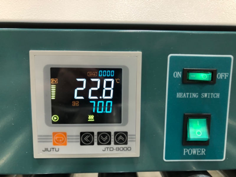 Photo 3 of VEVOR Lab Incubator 20L Bacteria Incubator RT-65? Scientific Digital Incubator PID Temperature Control Microbiological Laboratory Incubator for Bacterial Culture Seed Germination Medical Science (TESTED AND FUNCTIONS. SIGNS OF USE).