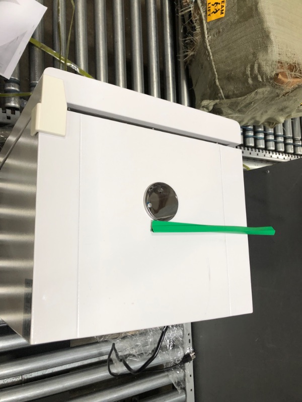 Photo 5 of VEVOR Lab Incubator 20L Bacteria Incubator RT-65? Scientific Digital Incubator PID Temperature Control Microbiological Laboratory Incubator for Bacterial Culture Seed Germination Medical Science (TESTED AND FUNCTIONS. SIGNS OF USE).