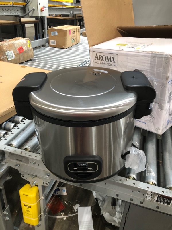 Photo 2 of Aroma Housewares 60-Cup (Cooked) (30-Cup UNCOOKED) Commercial Rice Cooker, Stainless Steel Exterior (ARC-1130S)
