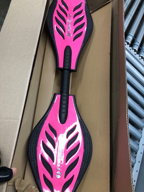 Photo 2 of 
Razor RipStik