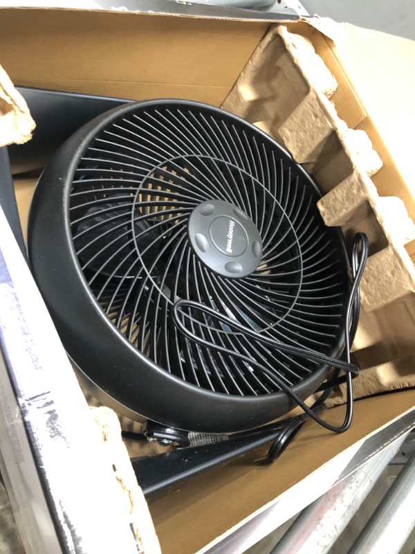 Photo 2 of 12 in. 3 Speed Whole Room Circulator Floor Fan