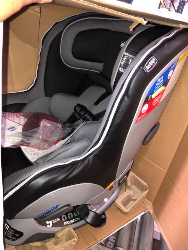 Photo 4 of Chicco Convertible Car Seat - Carbon