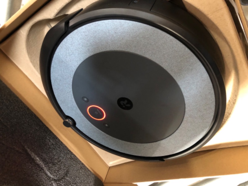 Photo 11 of Robot Aspirateur IRobot® Roomba® i4+ (4550)
