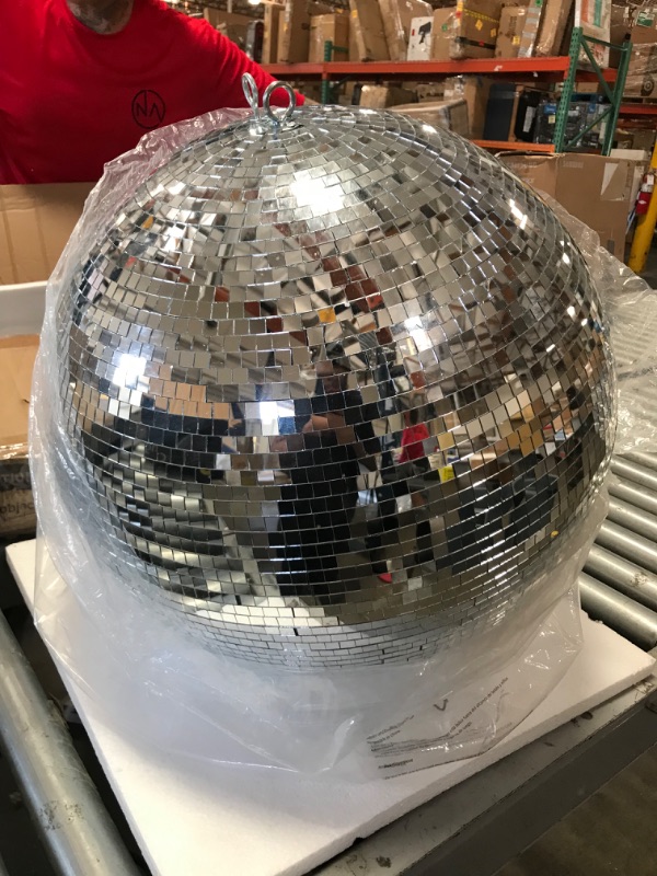 Photo 2 of Eliminator Lighting EM20 20in Mirror Disco Ball