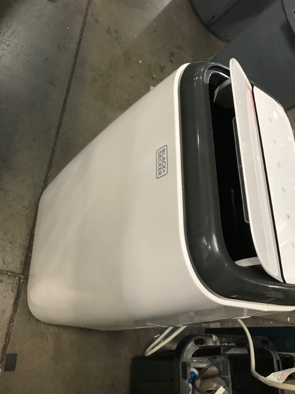 Photo 3 of ***PARTS ONLY*** Black+Decker 12000 Btu Portable Air Conditioner With Heat And Remote Control White