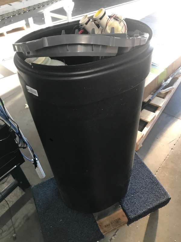 Photo 4 of DAMAGED*
Kenmore 350 Water Softener With High Flow Valve | Reduce Hardness Minerals & Clear Water Iron | Whole Home Water Softener | Easy To Install | Reduce Hard Water In Your Home , Black
