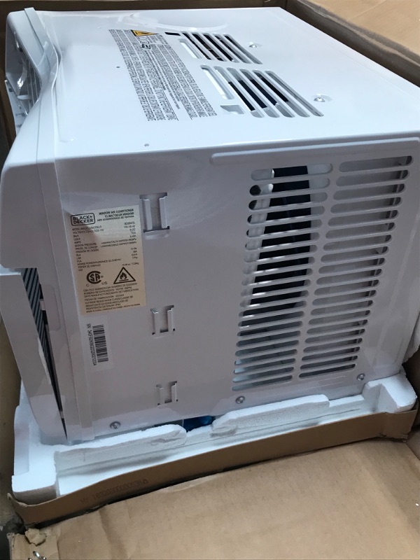 Photo 7 of (DAMAGE, DOES NOT FUNCTION)BLACK+DECKER BD08WT6 Window Air Conditioner with Remote Control , 8000 BTU, Cools Up to 350 Square Feet Energy Efficient, White
**FRONT IS DAMAGED, DOES NOT BLOW AIR, FOR PARTS ONLY**